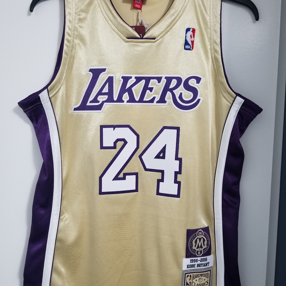 Kobe Bryant Lakers jersey